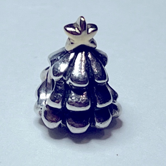 Pandora Christmas Tree with Gold Star Charm - Picture 4 of 6
